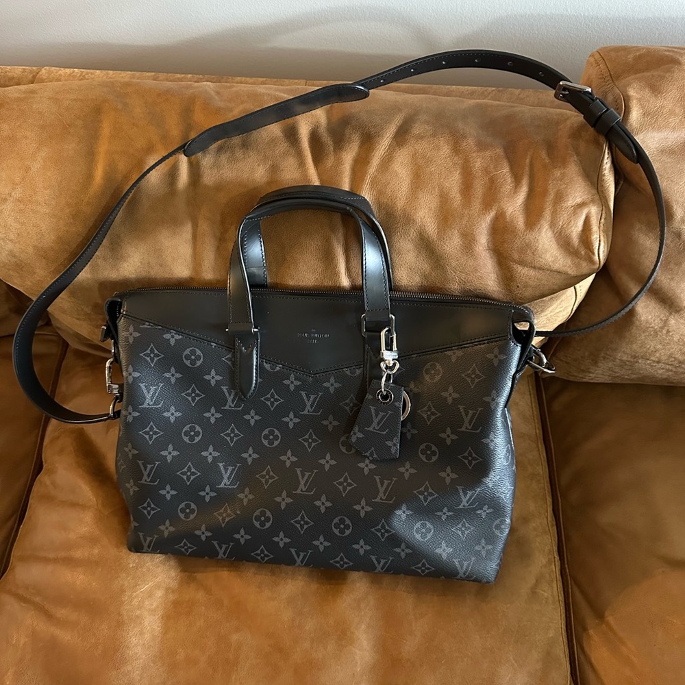 LV Briefcase Explorer
